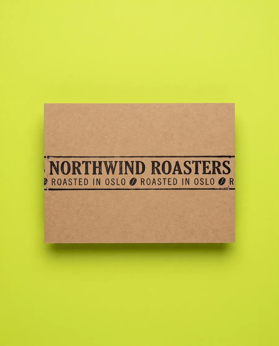 Kraft proof card on acid green: Northwind Roasters over Roasted in Oslo, a two-line 30 mm band, printed with a Rolly 3.0